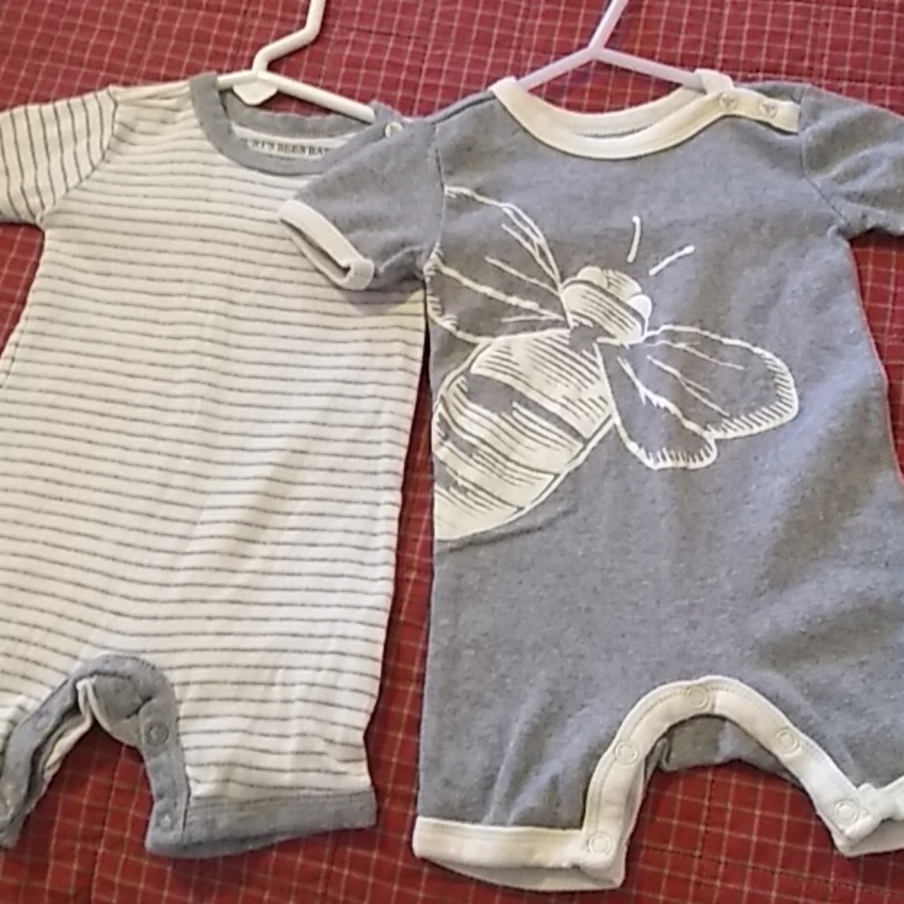 👶🐝Burt's Bees Organic Rompers